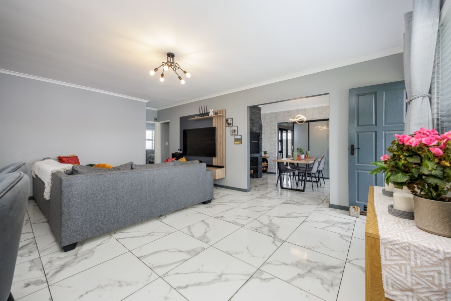3 Bedroom Property for Sale in Annandale Western Cape